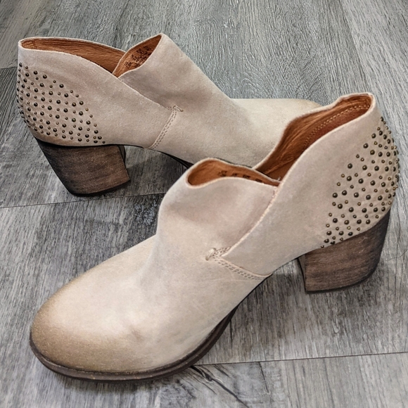 NAYA Studded Ankle Boots - Picture 5 of 6